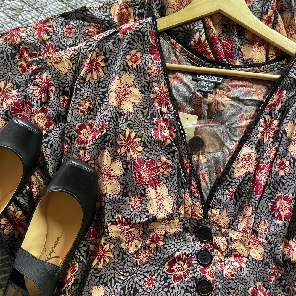 NWT’s Angie Floral Mini Dress M/L